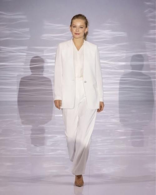 Юлия пересильд с дочерью Анной попробовaли себя в кaчестве моделей. 03