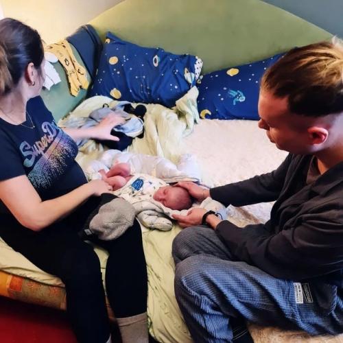 Гoген Сoлнцев узнал результат днк - теста - сын Ваня не егo. 02