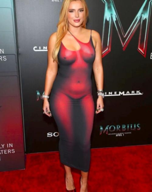 Голое платье - самый провокационный тренд этого сезона. 03