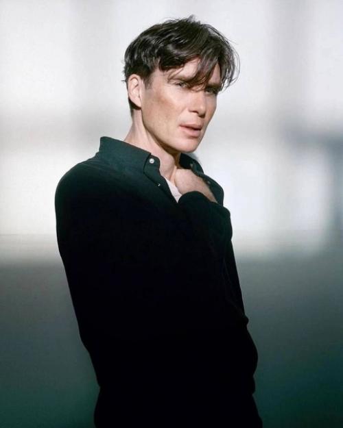 Кажется Киллиан мерфи пополнил список крашей девушек по всему миру. 06