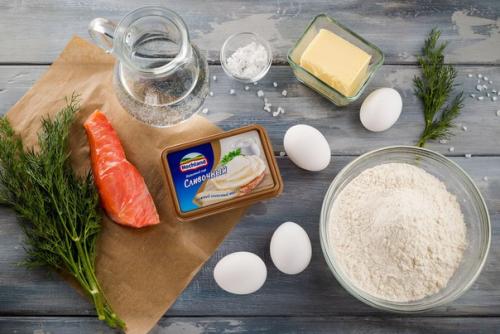 Профитроли со сливочным сыром и лососем. 01