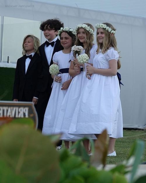 Свадьба Века в Майами: старший сын Бекхэмов бруклин женился на своей девушке Николе пельтц. 05