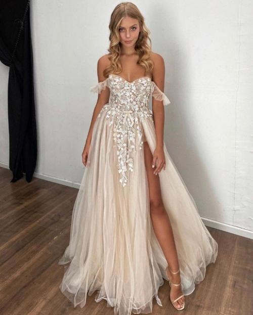 Подборка свадебных платьев на 2021 год. 08