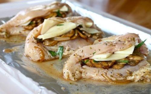 Курица, фаршированная грибами и сыром. 03