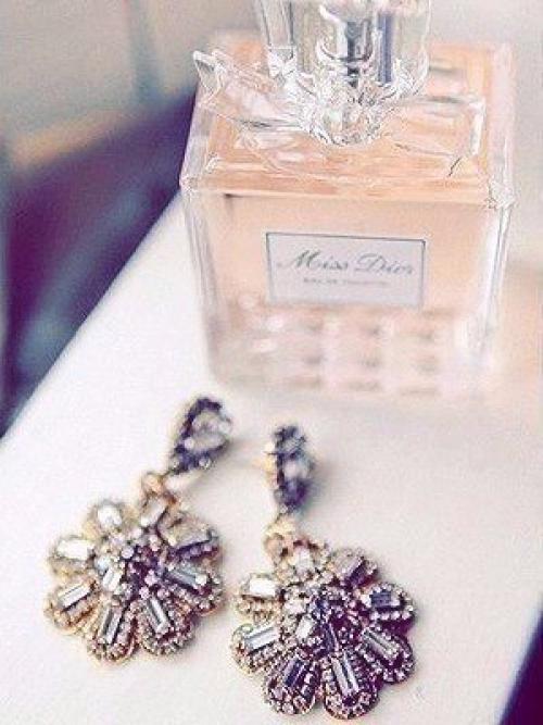 Быть элегантной - не значит бросаться в глаза. 05