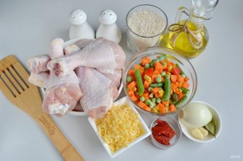 Куриные ножки, запеченные с рисом и овощами. 01