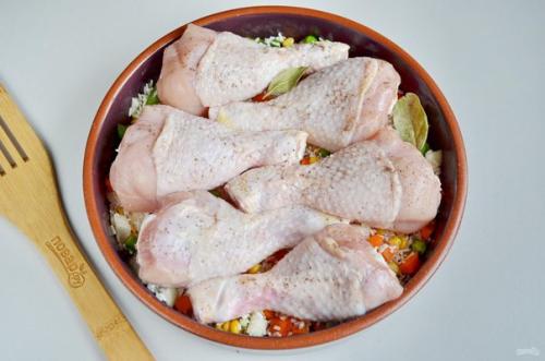 Куриные ножки, запеченные с рисом и овощами. 06