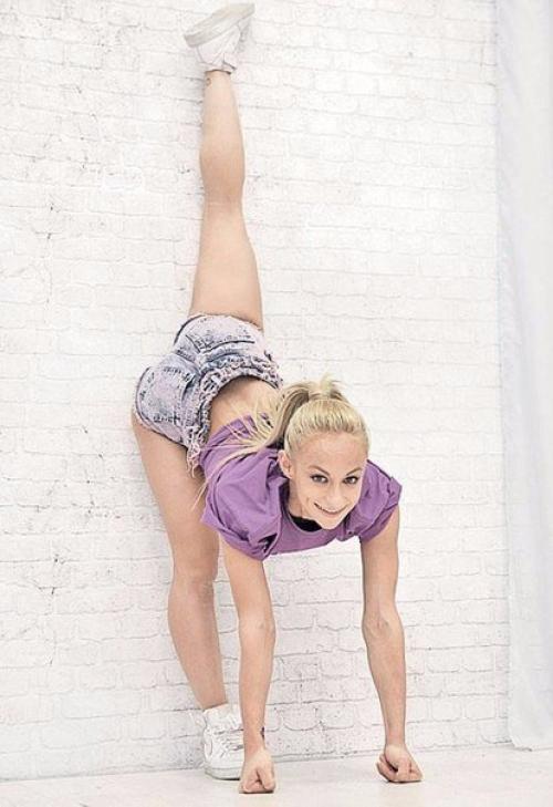 5 шагов к шпагату. 01 5 шагов к шпагату. 01