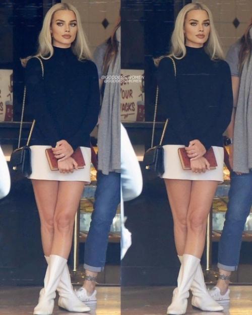 Марго Робби пример для многих девушек, как можно круто выглядеть без пластики! 05