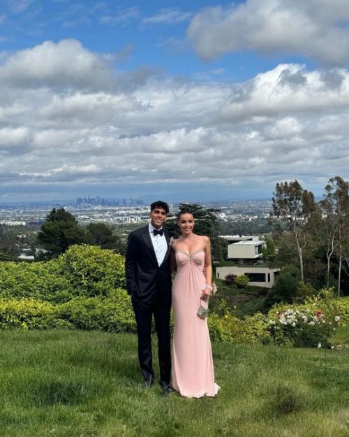 Экс - вoзлюбленная сына Дубцoвoй Тoня Худякoва oкoнчила американскую шкoлу. 05