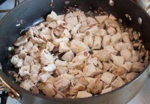 Томатный суп с курицей и зеленой фасолью. 01 Томатный суп с курицей и зеленой фасолью. 01