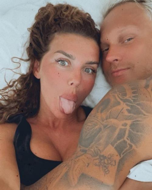 Анна седокова поделилась фото с мужем с отдыха. 04