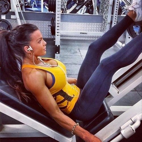 Женский тренинг программа тренировок для девушек. Женский тренинг программа тренировок для девушек.