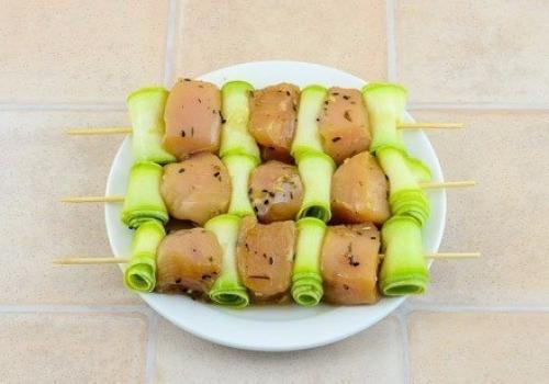 Куриные шашлычки с кабачками. 05 Куриные шашлычки с кабачками. 05