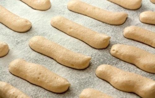 Бисквитное печенье савоярди. 01