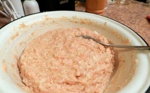 Котлеты из куриной грудки. Суперпышные котлетки из куриного фарша с овсяными хлопьями.
