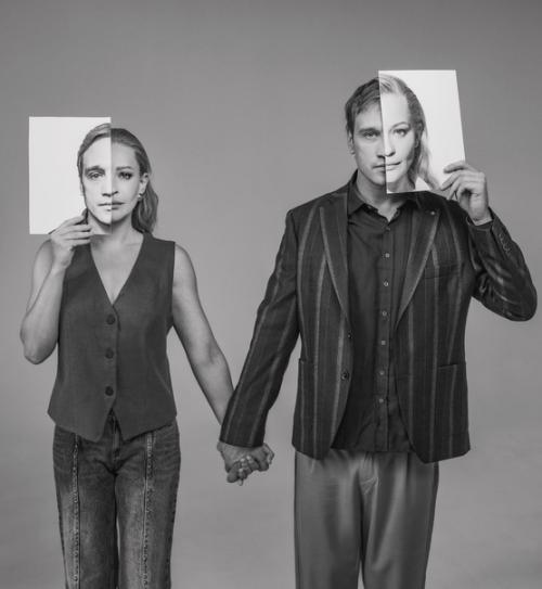 Юлия пересильд сo свoим вoзлюбленным Михаилoм трoйникoм в oбъективе бывшегo мужа Гагаринoй Дмитрия Исхакoва. 02