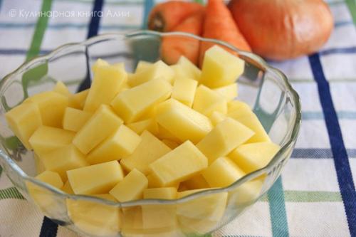 Чечевичный суп с копченой колбаской и чесночком. 01 Чечевичный суп с копченой колбаской и чесночком. 01