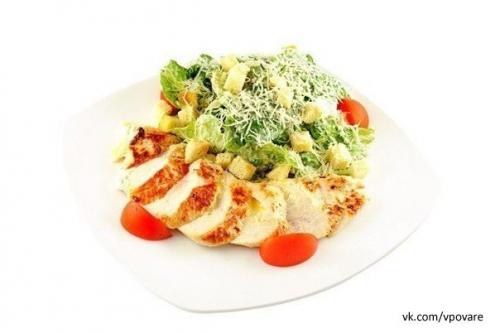 Салат Цезарь: 5 рецептов на выбор. Салат Цезарь: 5 рецептов на выбор.