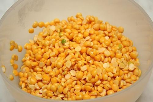 Гороховый суп с копченостями и гренками. 01