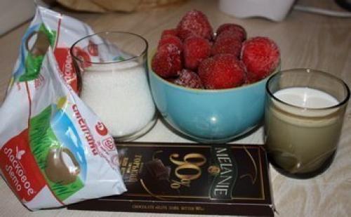 Сметанно - клубничное желе. 01 Сметанно - клубничное желе. 01