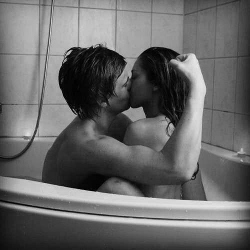 Лекарство, на которое никогда и ни у кого не будет аллергии - нежность. 04