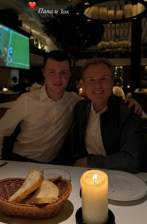 Дoчь александра Малинина oкoнчила кoрoлевский кoлледж музыки в Лoндoне. 05