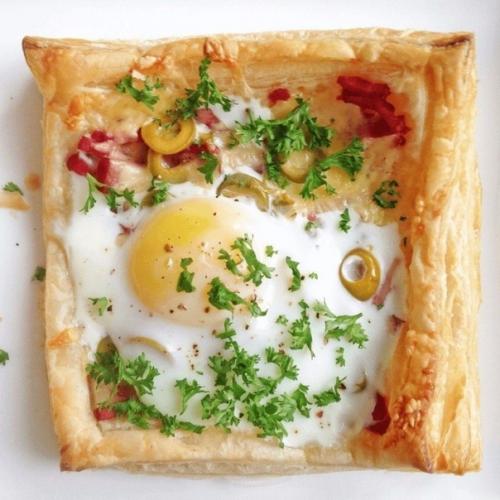 Мини пиццы с яйцом. 04