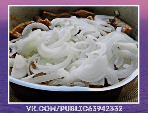 Сногсшибательный рецепт.  Мясо тушенное со сметаной. 01