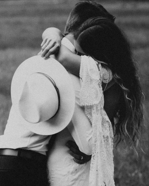 Мы часто говорим друг другу ужасные вещи, только потому, что нам больно.