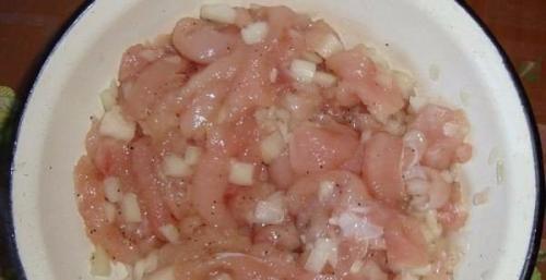 Куриные оладьи. Ингредиенты: 01 Куриные оладьи. Ингредиенты: 01