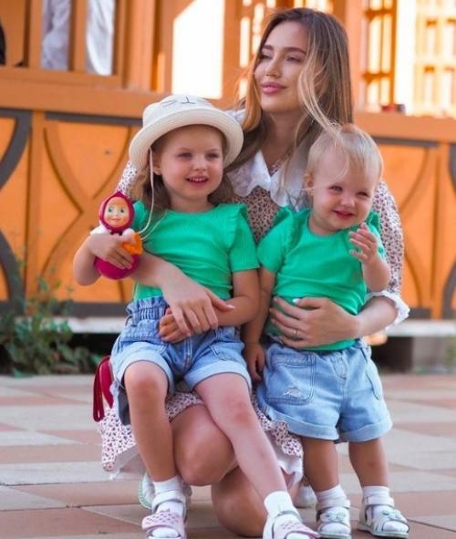 Анастасия Костенко: После Родов у Женщин нетведра между ног! 02