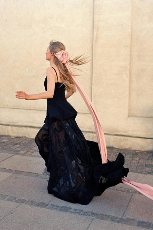 Один из самых модных датских брендов - Stine Goya пропустил недавнюю неделю моды в Копенгагене. 07