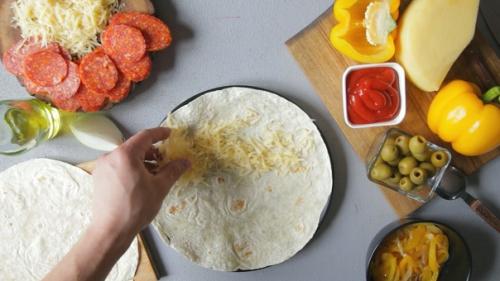 Пиццадилья.  Это даже круче, чем пицца! 01