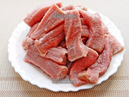 Мясо тушеное со сметанкой. 01 Мясо тушеное со сметанкой. 01