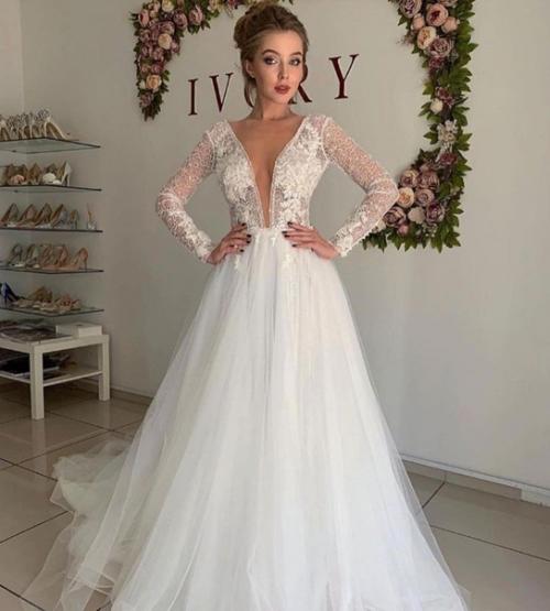 Таким образом, если бы я была невестой, то вышла бы замуж в 5 платье. 03