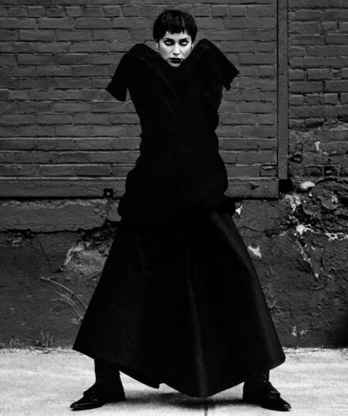 Mugler, ты ли это? 01