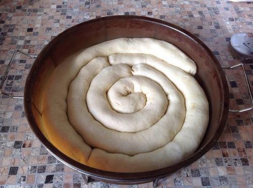 Пирог улитка с вишней. 03 Пирог улитка с вишней. 03