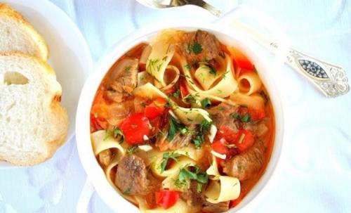 Вкуснейший лагман.  Лагман - популярное среднеазиатское национальное блюдо, а если точнее, то просто густой суп. 06