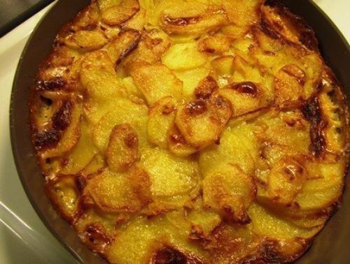 Картофель с чесноком. Картофель с чесноком.