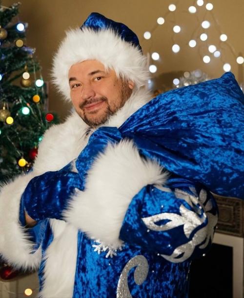 Сергей жуков показал первые фото с новорожденным сыном. 02 Сергей жуков показал первые фото с новорожденным сыном. 02