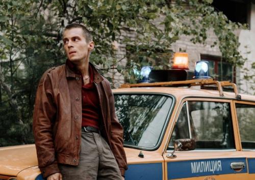 Иван Янковский наконец - то вышел в свет с женой Дианой пожарской - актер получил премию за Лyчшую Роль Тeатрального Aктера в Кино. 01