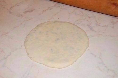 Невероятно вкусная вещь хичины с сыром и зеленью, и еще с картошкой и зеленью к ужину. 02