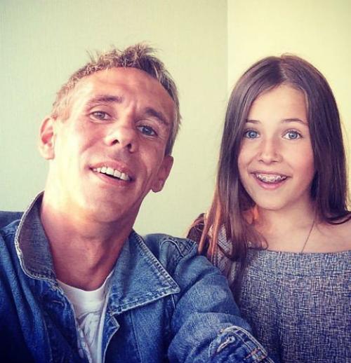 Какая же все таки у Алексея Панина милая и красивая дочь! 03