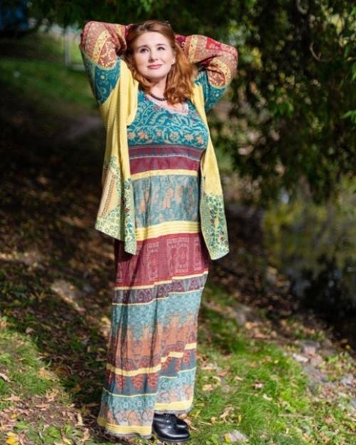 Помните эту актрису из Ворониных и не родись красивой? 02