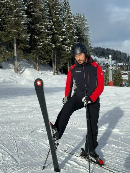 Алла Инвестировала на Стадии Котлована: в сети обсуждают преображение иноагента Галкина. 02