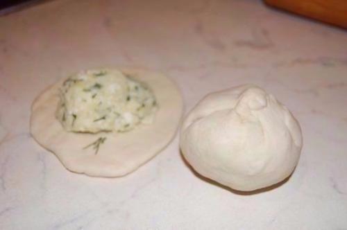 Невероятно вкусная вещь хичины с сыром и зеленью, и еще с картошкой и зеленью к ужину. 01