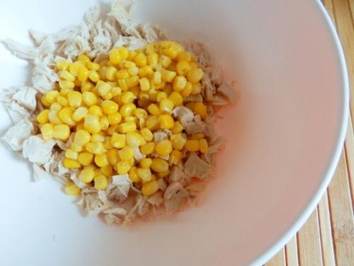 Салат с курицей, сыром и ананасом. 02 Салат с курицей, сыром и ананасом. 02