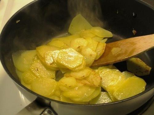 Картофель с чесноком. 02 Картофель с чесноком. 02