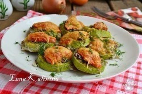 Кабачки запечённые с шампиньонами?